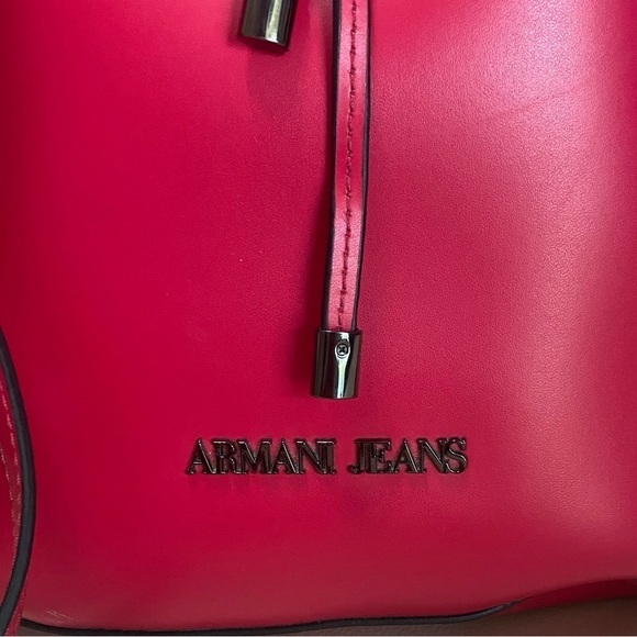 Armani Jeans bright red leather bucket bag w/ matching zip pouch EUC - Picture 9 of 9